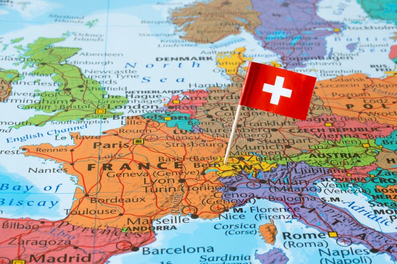 Goupille de drapeau de la Suisse sur la carte