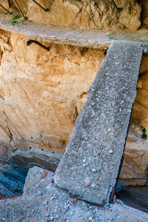 Gr Caminito Del Rey in kloof Chorro, de provincie van Malaga, Spanje royalty-vrije stock afbeeldingen Gr Caminito Del Rey in kloof Chorro, de provincie van Malaga, Spanje royalty-vrije stock afbeeldingen