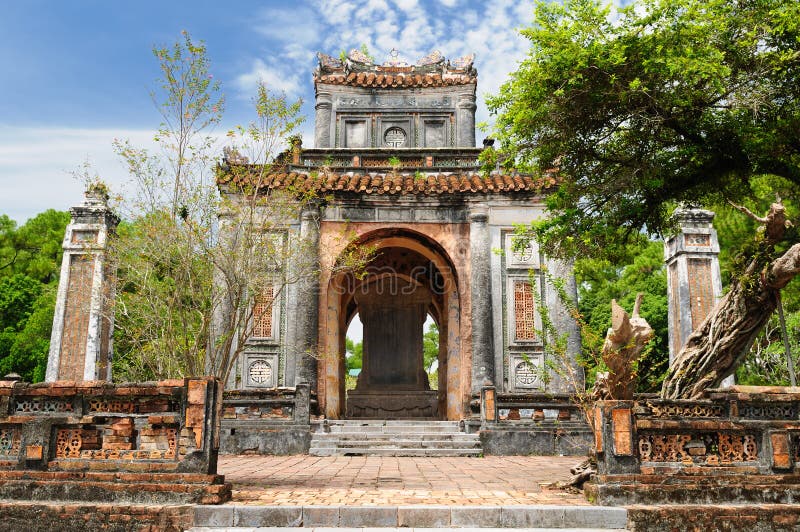 Grab Vietnam-- Tu Duc lizenzfreie stockfotografie Grab Vietnam-- Tu Duc lizenzfreie stockfotografie