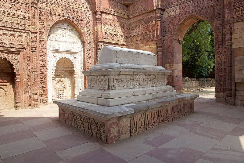 Tomb of Iltutmish in Delhi, India. It is a tomb that forms of the Qutab complex, a UNESCO World Heritage Site. Tomb of Iltutmish in Delhi, India. It is a tomb that forms of the Qutab complex, a UNESCO World Heritage Site