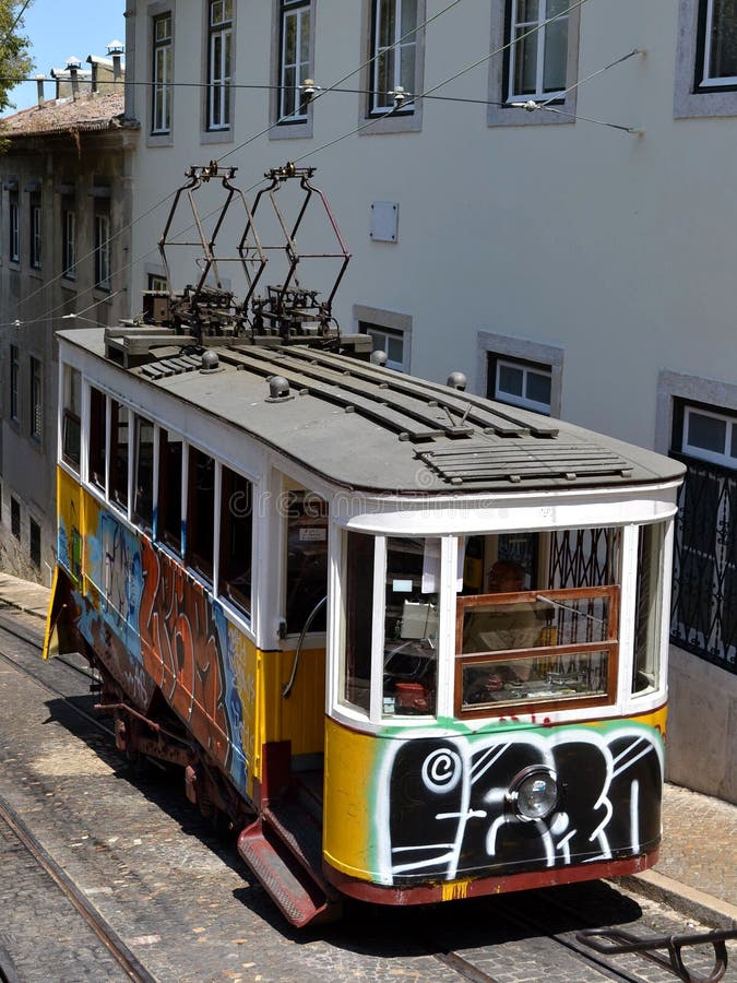 Graffiti tram Portugal