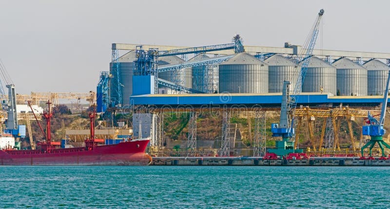 Grain terminal - transshipment complex