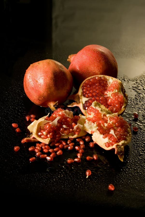 Grains of pomegranate