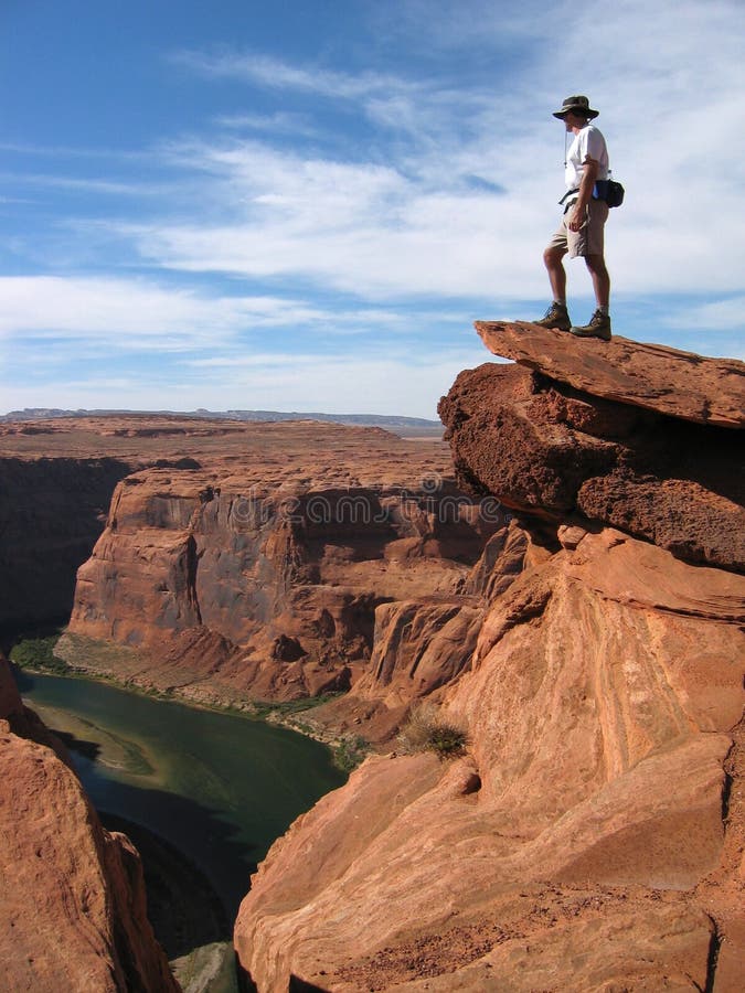 Tramp s výhledem na Grand Canyon, v Page v Arizoně.