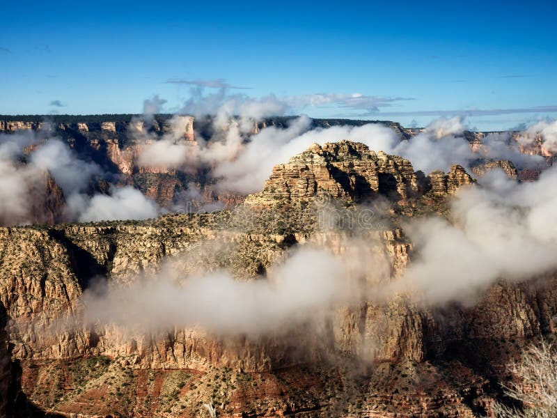 Grand Canyon -Wolken auf Sonnenaufgang, Arizona stockfotos Grand Canyon -Wolken auf Sonnenaufgang, Arizona stockfotos