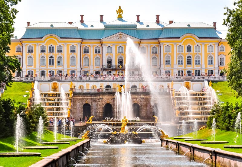 Grand Cascade of Peterhof Palace, Samson fountain and fountain alley, St. Petersburg, Russia