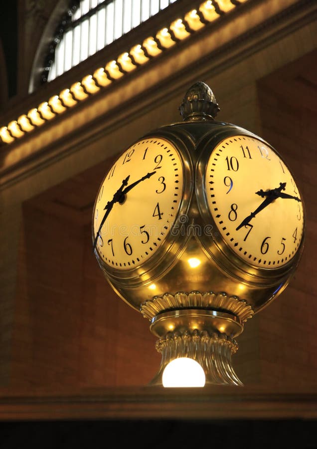 Grand Central Terminal Clock Stock Image Image of hour, york 19878937