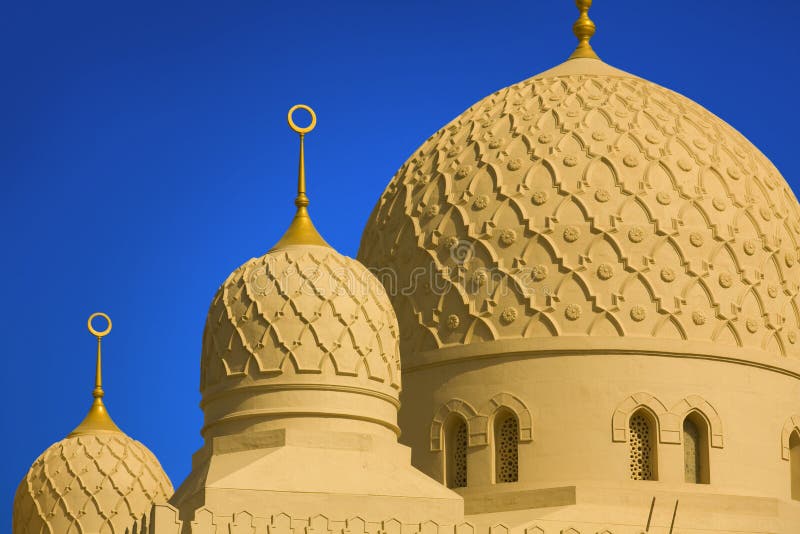 The grand jumeirah mosque in dubai