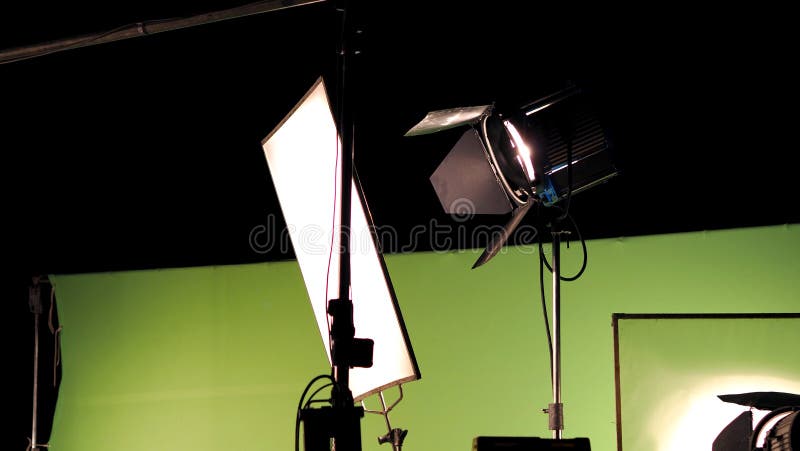 Grand studio allumant le kit 5000 watts avec la boîte molle photos libres de droits Grand studio allumant le kit 5000 watts avec la boîte molle photos libres de droits