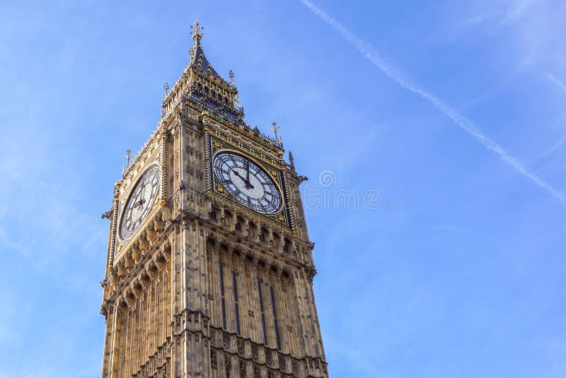 Grand visage d'horloge de tour de Ben Elizabeth, palais de Westminster, Londres, R-U photos libres de droits Grand visage d'horloge de tour de Ben Elizabeth, palais de Westminster, Londres, R-U photos libres de droits