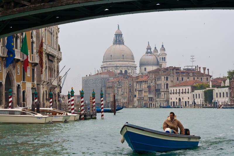 Grande canale di Venezia fotografia stock libera da diritti Grande canale di Venezia fotografia stock libera da diritti