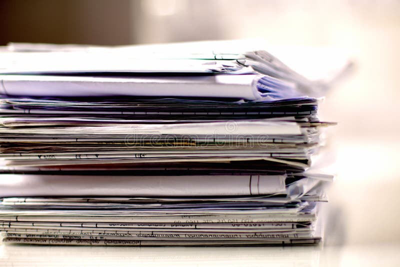 Grande Pile De Papiers, Documents Sur Le Bureau Photo stock Image du données, haut 56776684