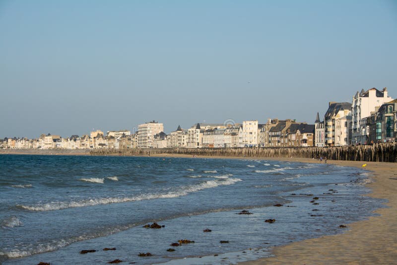 Grande plage de Saint-Malo stock image. Image of idyllic - 126047269