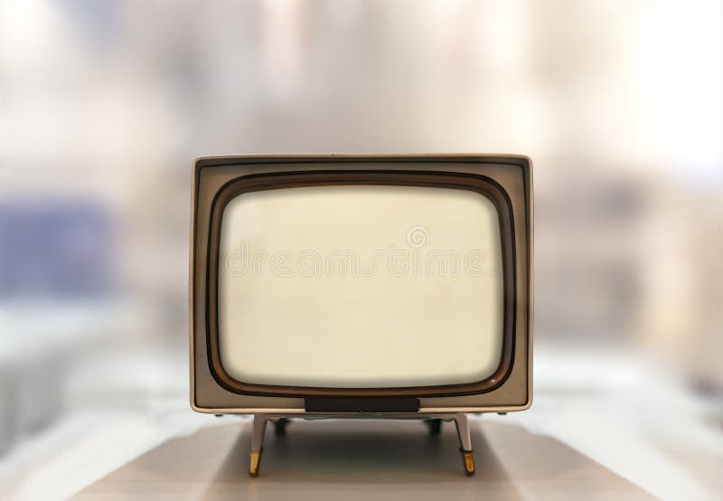 Màn hình Cathode Ray Television đã từng là phát minh đột phá nhất của thế kỷ trước trong lĩnh vực công nghệ truyền hình. Với chất lượng hình ảnh sắc nét, màu sắc sống động, những bộ phim và chương trình truyền hình trở nên đặc biệt hấp dẫn hơn. Hãy cùng xem hình ảnh liên quan để trả lời cho câu hỏi \