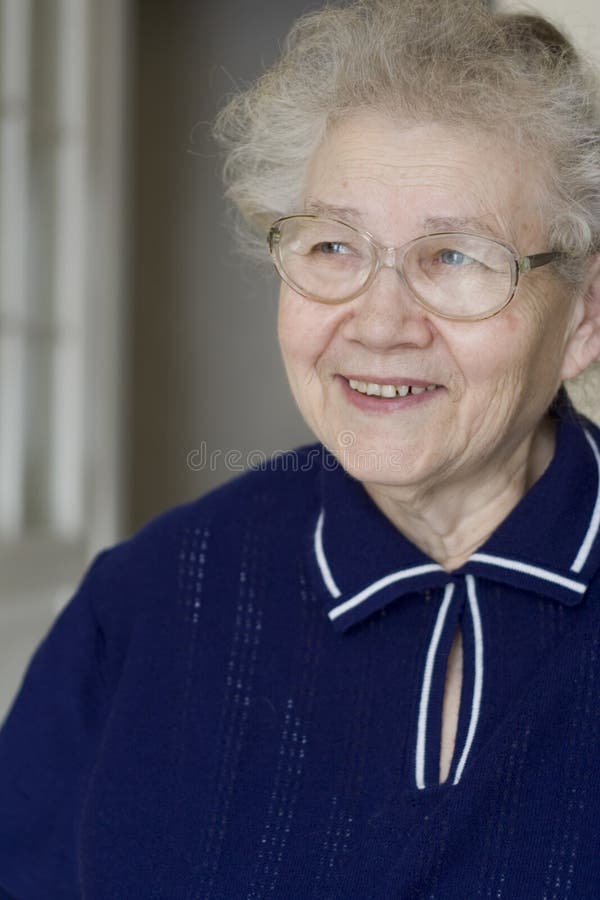 grandma ευτυχές στοκ εικόνα grandma ευτυχές στοκ εικόνα