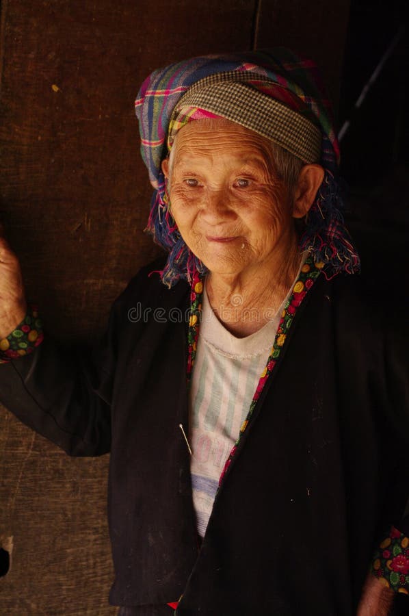 Grandmother Hmong flowered