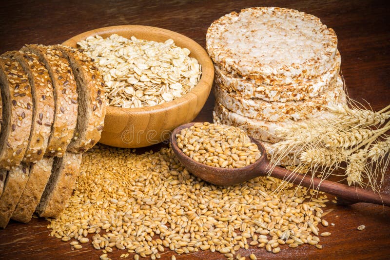 Grani, cereali e pane integrale sani