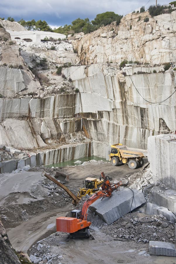 Granite quarry stock image. Image of blade, earth, heavy 33551159