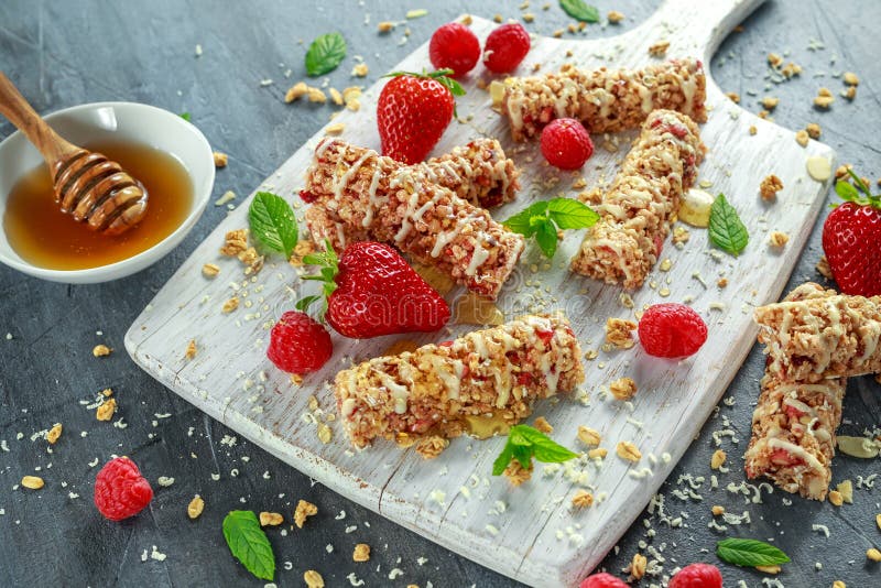 Granola Bar with Strawberries, Raspberry Honey and White Chocolate on