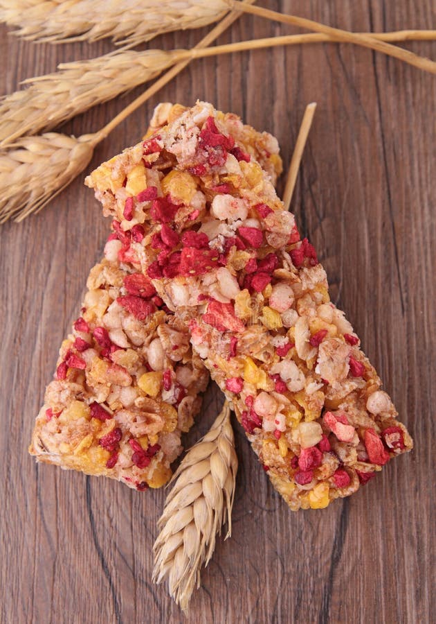 Granola bar and wheat stock image. Image of dieting, cereal 26544223