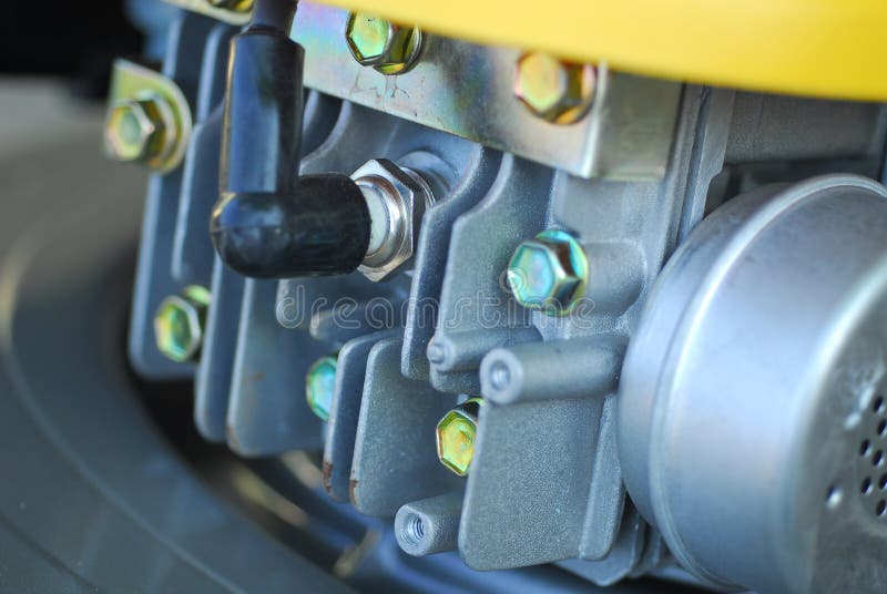 Grasmaaimachine engine3 stock afbeeldingen Grasmaaimachine engine3 stock afbeeldingen