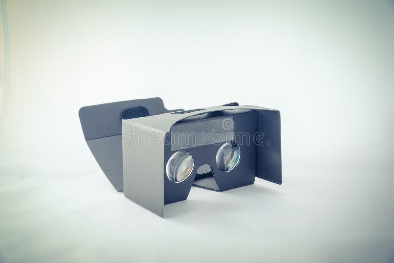 Grauer Kopfhörer der virtuellen Realität lokalisiert stockbild Grauer Kopfhörer der virtuellen Realität lokalisiert stockbild