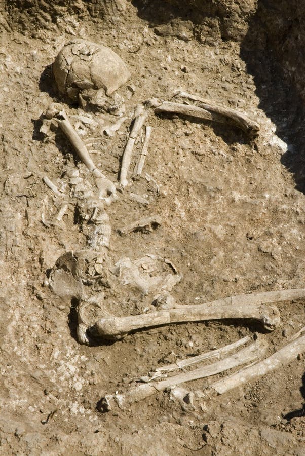Grave of human skeleton