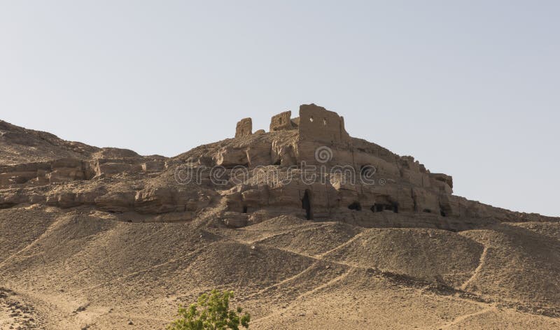 Graven van de noblesberg in Aswan Egypte royalty-vrije stock fotografie Graven van de noblesberg in Aswan Egypte royalty-vrije stock fotografie
