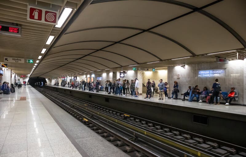 Greece, Athens. Metro station at the city center. Passengers at the platforms waiting for the trains royalty free stock images Greece, Athens. Metro station at the city center. Passengers at the platforms waiting for the trains royalty free stock images