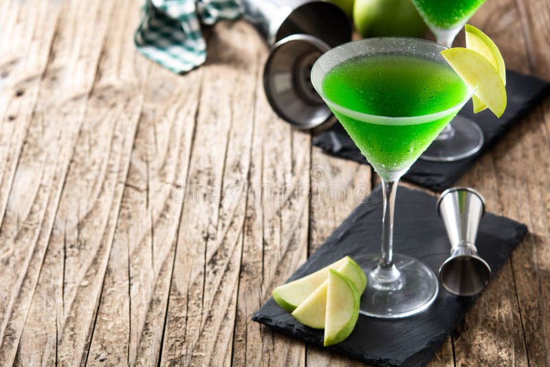 Green appletini cocktail in glass