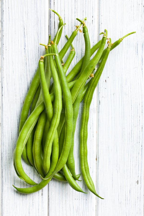 The green beans on kitchen table