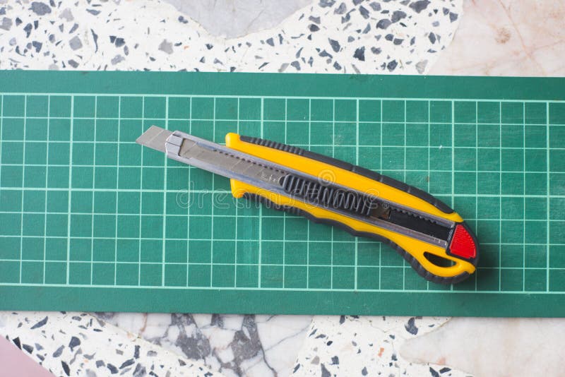 Green Cutting Mat with Knife Stock Photo Image of scale, board 80054996