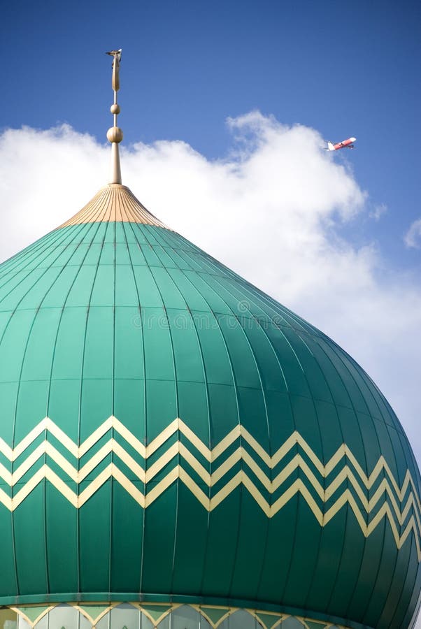 Green dome on mosque building stock photos Green dome on mosque building stock photos