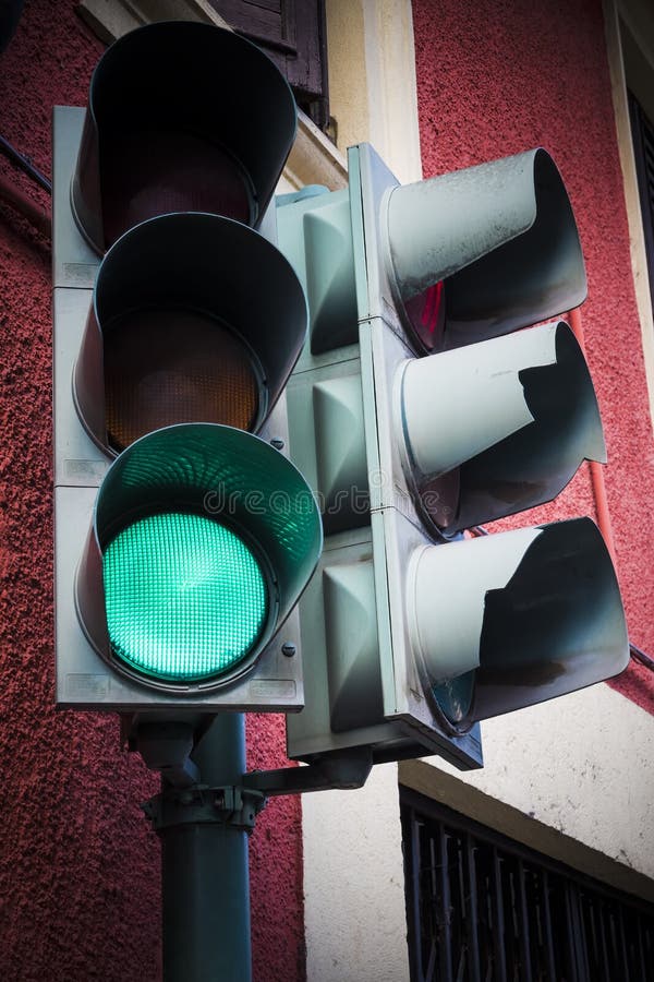 Traffic light on green stock image. Image of urban, trafficlight 34672193