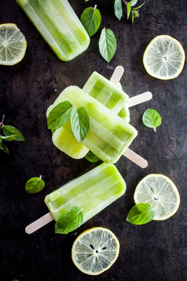 Green juice popsicles stock image. Image of frosty, cold 122365455