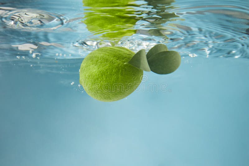 Round Water Splash Isolated Stock Photo - Image of flow, blue: 16380778