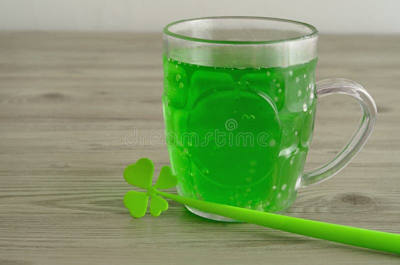 Green liquid in a beer mug stock image. Image of ireland 78022457