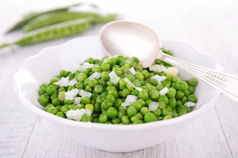 Green pea salad stock image. Image of healthy, food, dinner 43911749