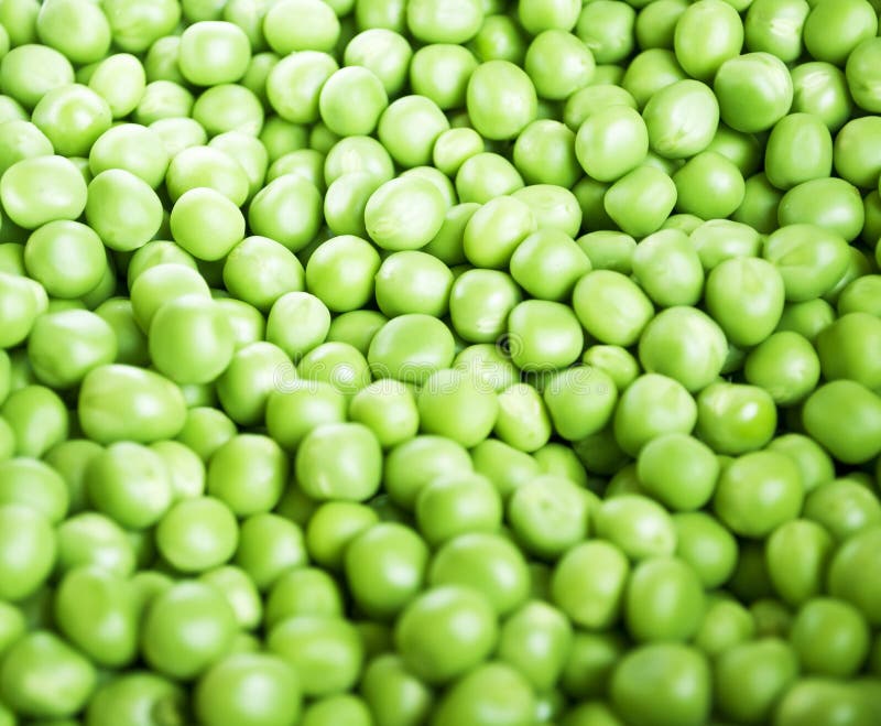 Green peas background