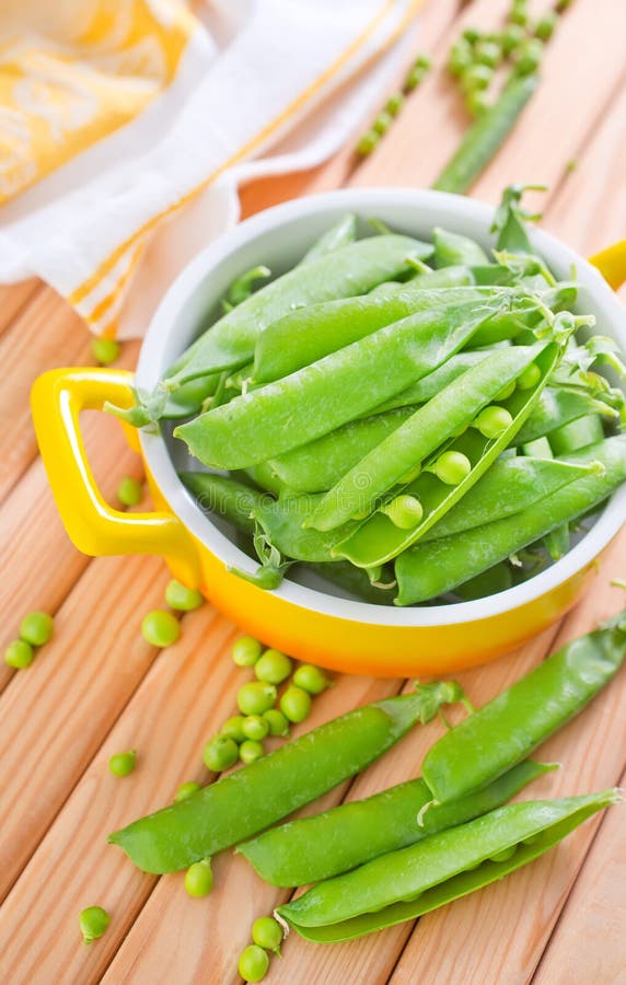 Green peas stock photo. Image of drops, diet, peas, nature - 40828436