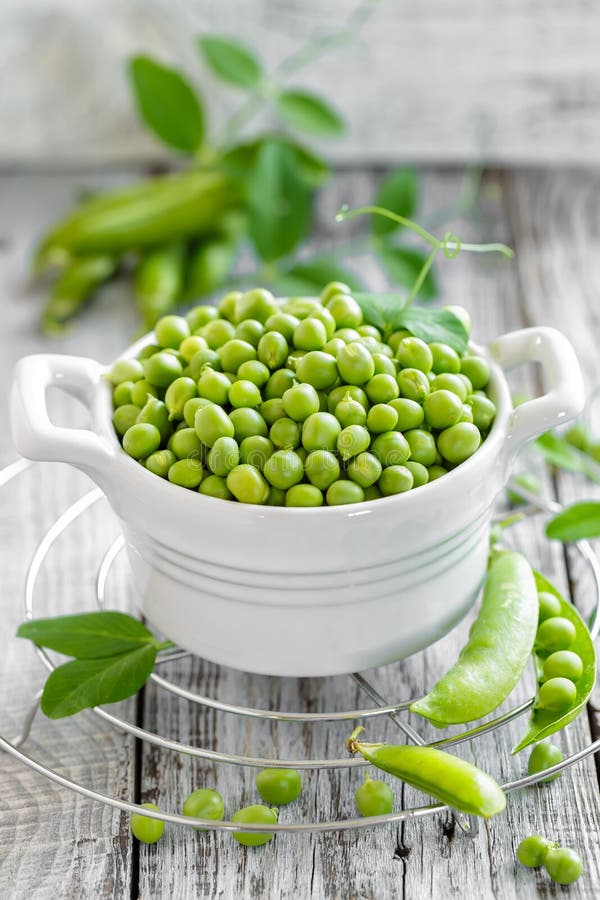 Green peas stock image. Image of nutrient, peas, kitchen 42401409