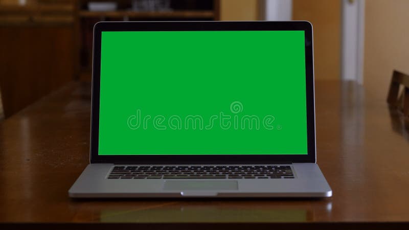 how to use a green screen on mac