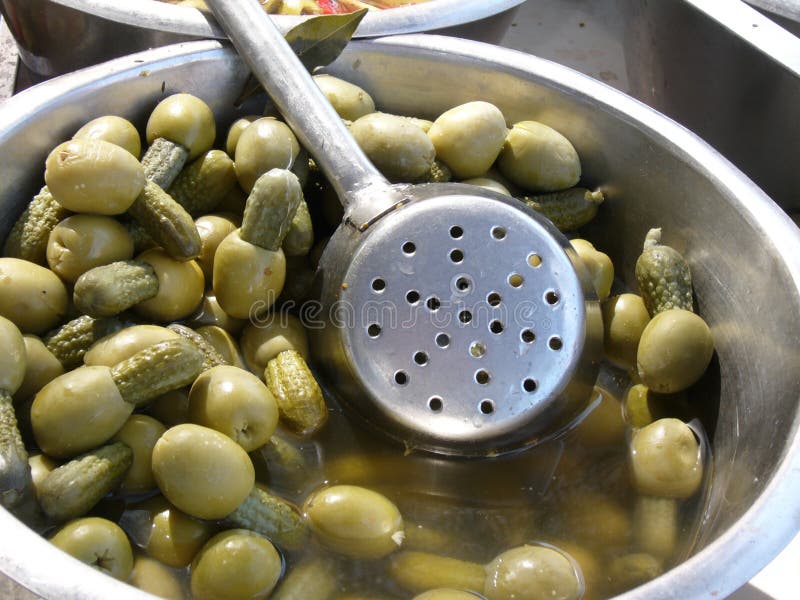 Green stuffed olivas