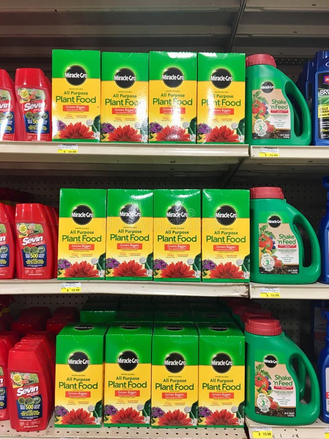 Insecticides And Plant Food At An Illinois Farm And Garden Store