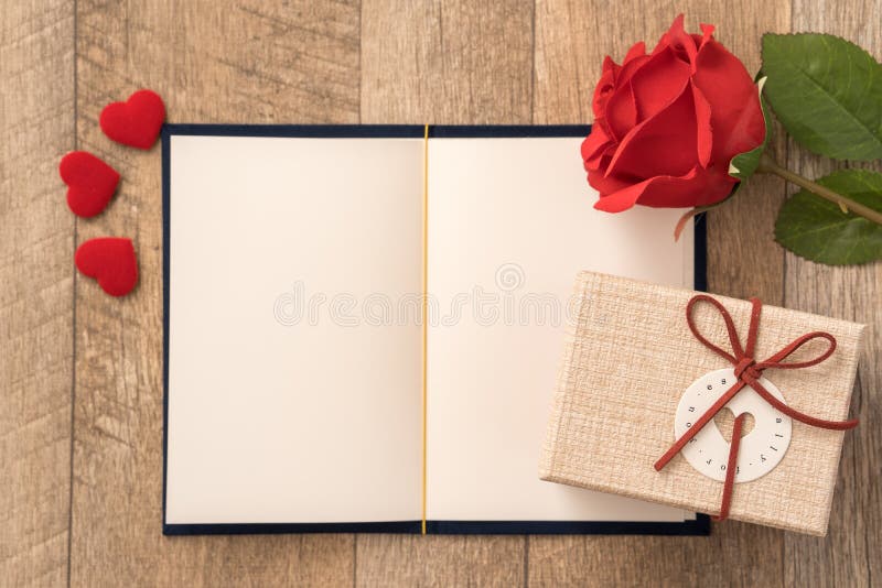 Greeting card concept of giving present and Valentine`s, anniversary, mother`s day and birthday surprise stock photography Greeting card concept of giving present and Valentine`s, anniversary, mother`s day and birthday surprise stock photography