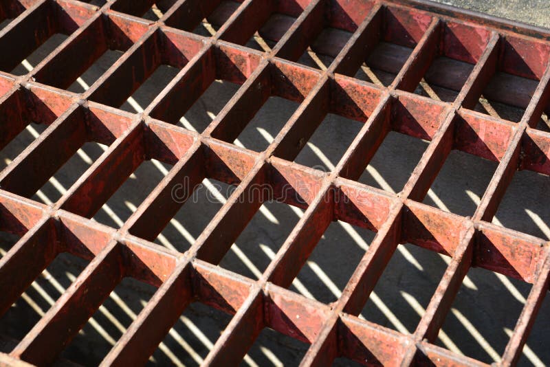 Grelha de escoamento em aço imagem de stock