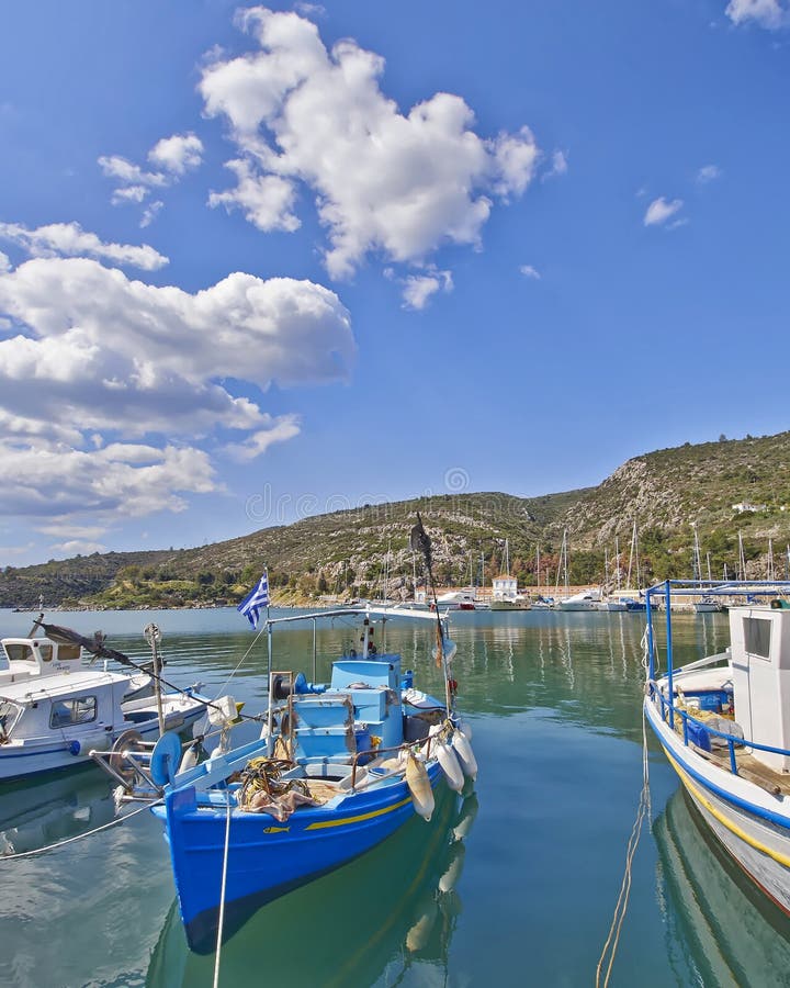 Griechenland, Traditionelles Fischerboot Kaiki Stockbild - Bild von