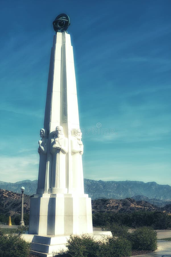 Griffith Observatory Monument van Astronomen in Los Angeles Cali royalty-vrije stock afbeelding Griffith Observatory Monument van Astronomen in Los Angeles Cali royalty-vrije stock afbeelding