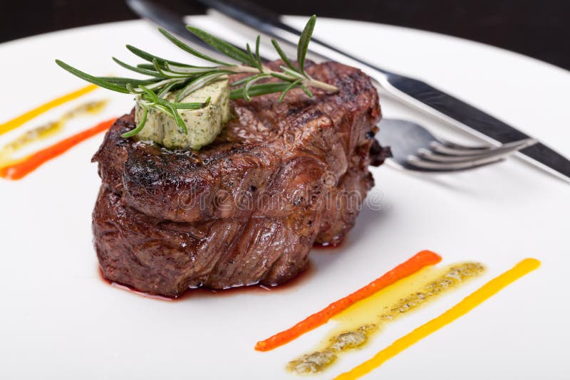 Grillad Steak royaltyfri fotografi Grillad Steak royaltyfri fotografi
