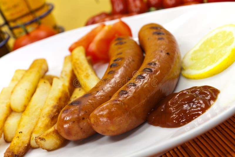 Grilled and sliced fresh pork sausage